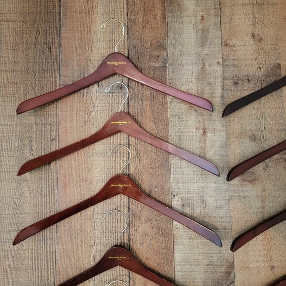 For @mistermark1125 Only - Abercrombie and Fitch Retail Wooden Hangers - 17 - Picture 3 of 12